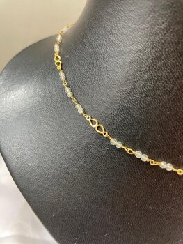 COLAR FOLHEADO OURO DELICADO EM FLUORITA