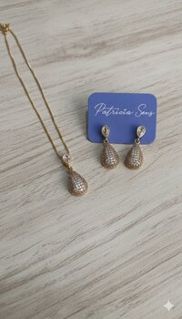 CONJUNTO FOLHEADO OURO, GOTA CRAVEJADA
