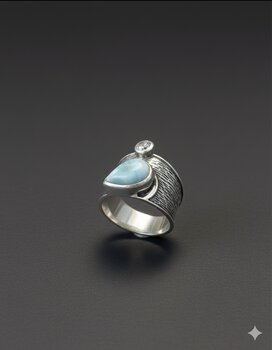 ANEL DE PRATA ENVELHECIDA, RISCOS, COM LARIMAR GOTA E ZIRCÔNIA